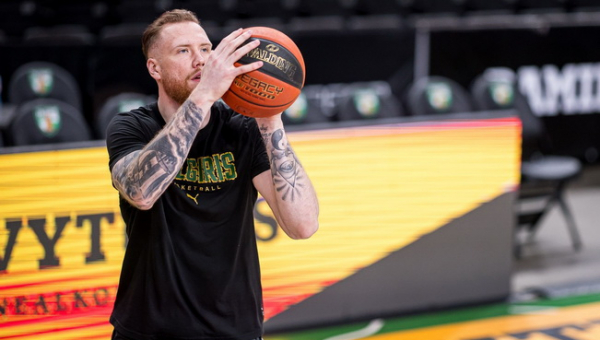„Anadolu Efes“ akiratyje vis dar esantis I. Brazdeikis sulaukė solidaus pasiūlymo
