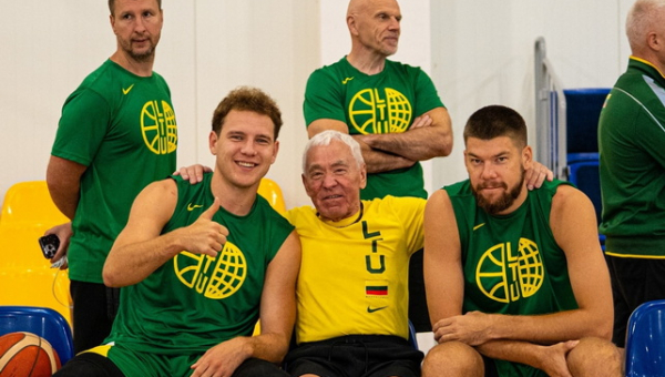 Legendinis Juozukas: „Šiemet mūsų komandą sudaro ypatingo charakterio krepšininkai“