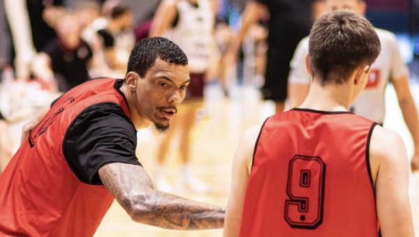„Rytas“ po atkaklios kovos įveikė „Lietkabelį“