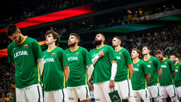 Kova dėl antros vietos grupėje: Lietuva - Suomija (GYVAI)