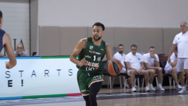 Išvyskite: gražiausi epizodai iš „Žalgirio“ draugiškų rungtynių su „Anadolu Efes“ (VIDEO)