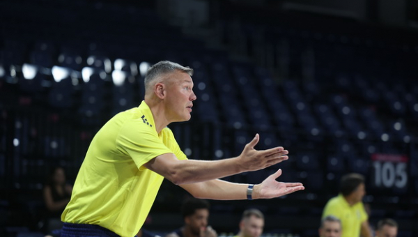„Fenerbahče“ Atėnuose sužaidė lygiosiomis su AEK klubu