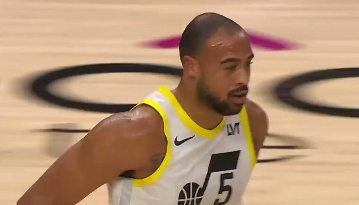 „Fenerbahče“ gretas papildys gynėjas iš NBA