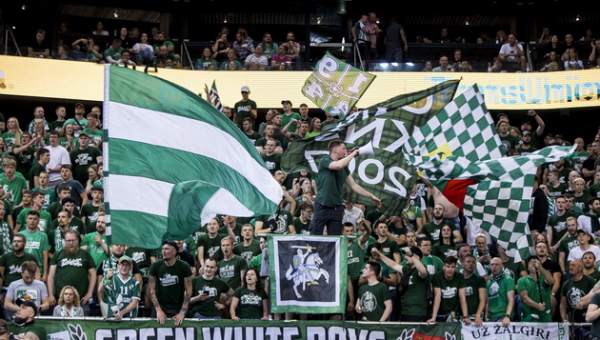 „Green White Boys“ stabdo „Žalgirio“ palaikymą: „Mūsų požiūriai kardinaliai skiriasi“
