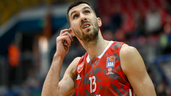 Eurolygos ekipų traumos: „Crvena Zvezda“ žais be keturių žaidėjų (Traumuotas L. Brownas)