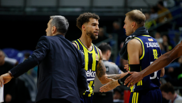 Po traumos grįžęs S. Wilbekinas prisidėjo prie „Fenerbahče“ pergalės prieš „Pinar Karšiyaka“