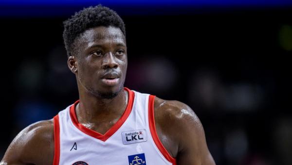 „Bucks“ gretose – trečias brolis Antetokounmpo