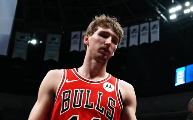 NBA starte – rezultatyvus M. Buzelis ir „Bulls“ pergalė
