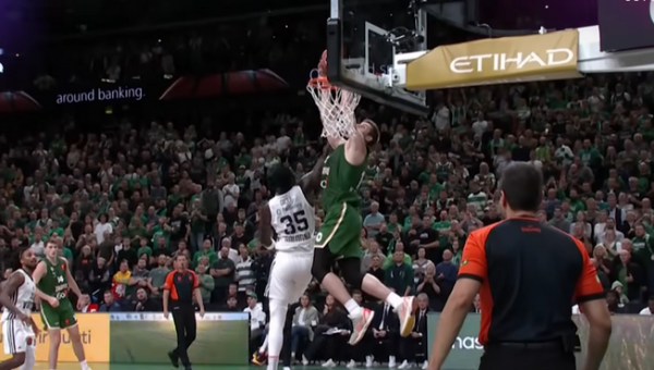 Tarp gražiausių Eurolygos turo momentų – efektinga žalgiriečių ataka (VIDEO)
