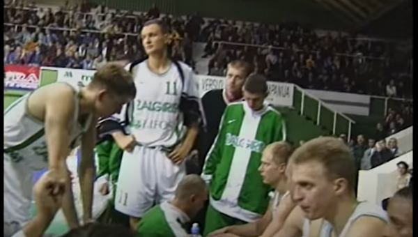 Atgal į praeitį: „Žalgirio“ komandos pirmosios Eurolygos rungtynės Kauno sporto halėje