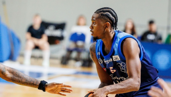 Jonava atsisveikino su gynėju