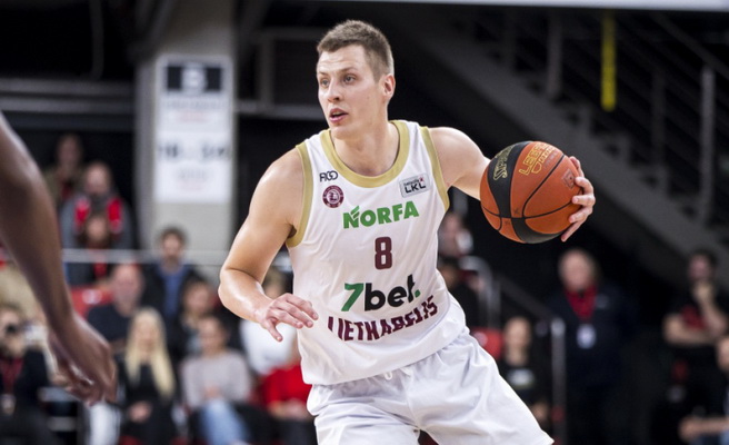 Krepšinio išsilgęs D. Sabeckis: „Smagu būti komandoje, kuri turi dideles ambicijas“