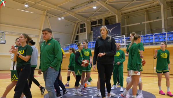 Lietuvos moterų rinktinės startas Molėtuose: nuotaika ir dvasia – išskirtinė