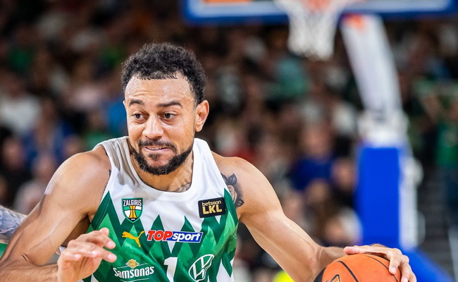 N. Williamsas-Gossas atskleidė, kad norėjo toliau žaisti „Olympiacos“ komandoje