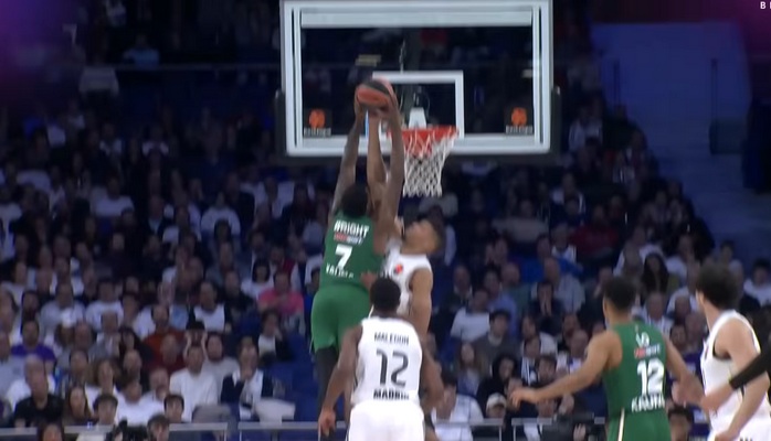 Tarp gražiausių Eurolygos turo epizodų – W. Tavareso blokas M. Wrightui