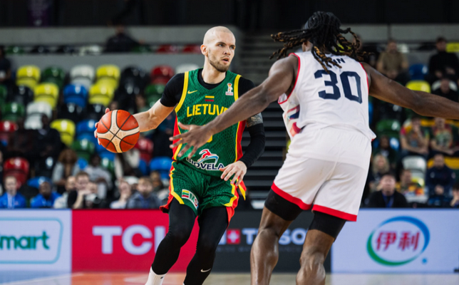 Lietuvos rinktinė stebuklingai išsigelbėjo: Londone nugalėjo britus