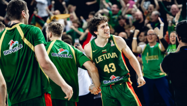 Užsienio reakcijos į I. Sargiūno sukurtą stebuklą – lygino su NBA legendomis