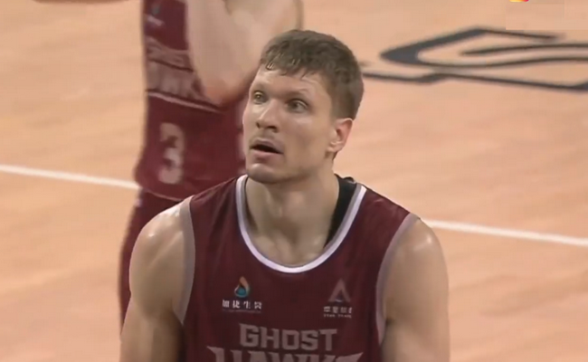 „Neptūno“ priekinė linija sulaukė pastiprinimo