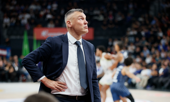 „Fenerbahče“ tikisi šį mėnesį pratęsti kontraktą su Š. Jasikevičiumi