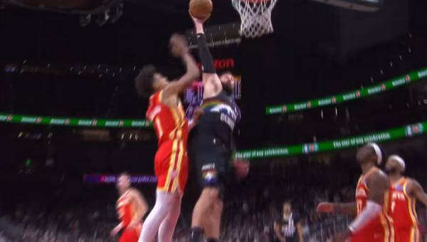 Tarp gražiausių NBA nakties epizodų – J. Valančiūno dėjimas