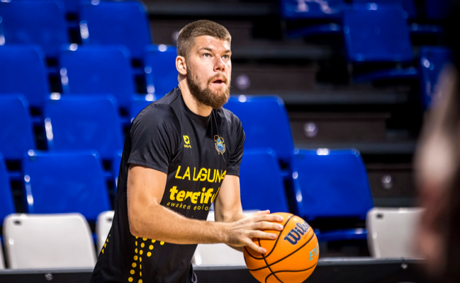 Tenerifėje rungtyniaujantis R. Giedraitis atskleidė, kodėl nepateko į „Žalgirį“