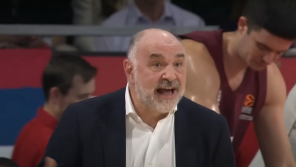 Oficialu: P. Laso treniruos „Anadolu Efes“