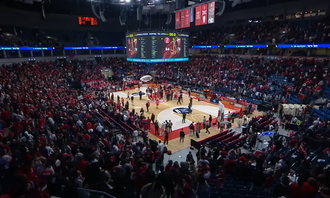 Eurolygos rungtynės tarp „Hapoel“ ir „Anadolu Efes“ vyks kitoje šalyje