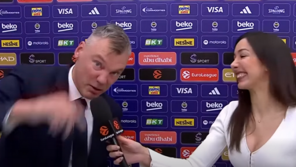 Š. Jasikevičius po pergalės palinkėjo linksmų Kalėdų visiems lietuviams (VIDEO)