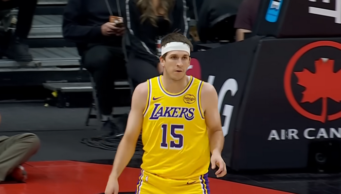 „Lakers“ ilgam neteko A. Reaveso