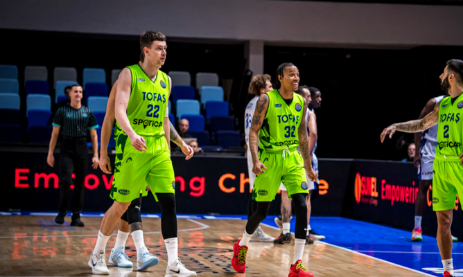 Įspūdingo M. Blaževičiaus žaidimo nepakako – „Tofaš” krito per pratęsimą