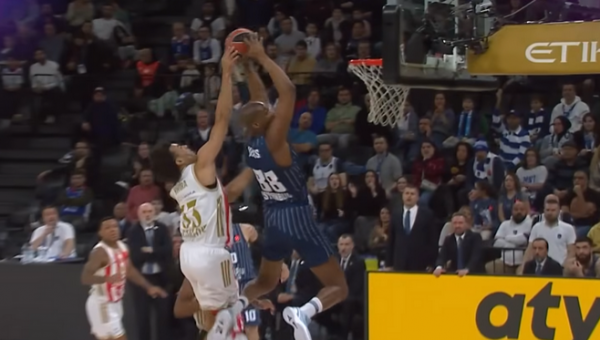 K. Joneso dėjimas - gražiausias Eurolygos turo epizodas (VIDEO)