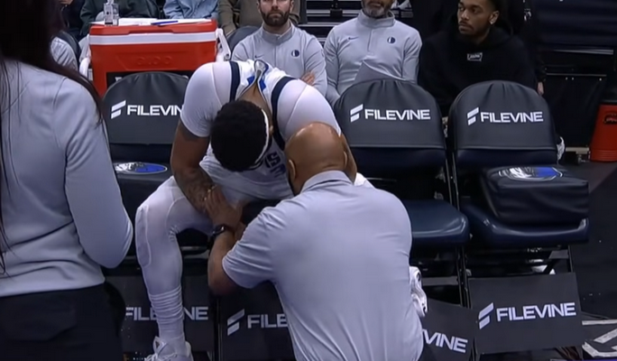 A. Davisas vėl patyrė traumą