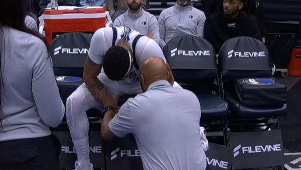 A. Davisas vėl patyrė traumą