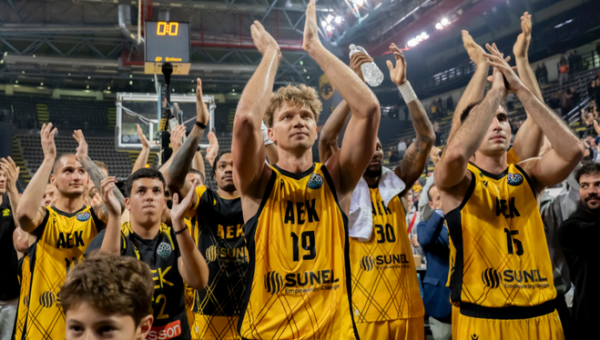 M. Kuzminskas svariai prisidėjo prie AEK pergalės prieš „Mykonos“