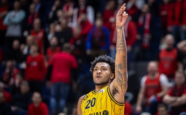 „Šiaulių“ klubas pratęsė sutartį su D. McKnightu