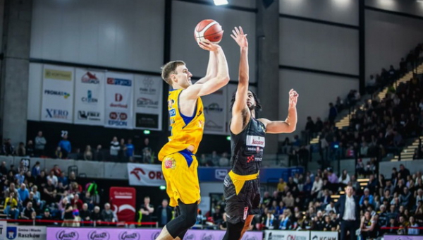 M. Jogelos ir L. Beliausko komandos Italijoje iškovojo pergales