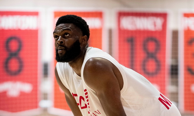 J. Nebo dar kartą iškrito iš rikiuotės