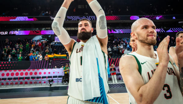 Geriausi 2025 metų Lietuvos krepšininkai – J. Valančiūnas ir J. Jocytė