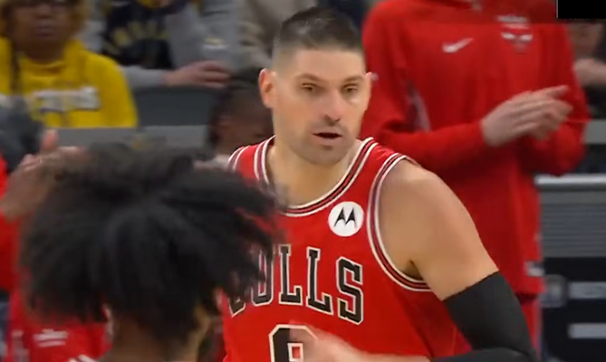 „Bulls“ atliko mainus: įsigijo veteraną ir iškeitė N. Vučevičių