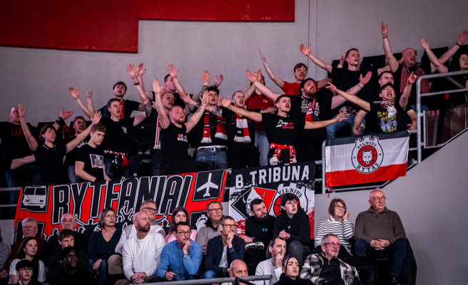 Būna ir taip: „Ryto“ fanas komandos palaikyti nuvyko ne į tą šalį