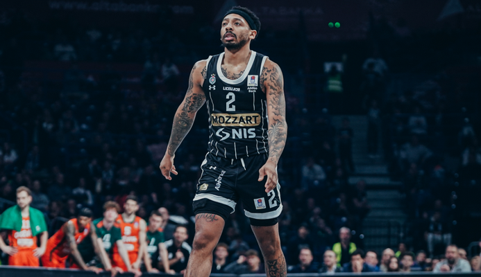 C. Jonesas netrukus sugrįš į rikiuotę