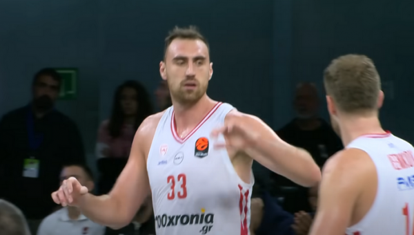 „Olympiacos“ turi problemų: N. Milutinovas patyrė lūžį