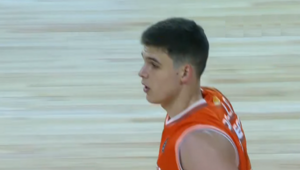 „Valencia“ išsaugojo puolėją