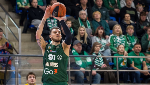 „Žalgirio“ ekipa dar kartą įveikė Jonavos komandą