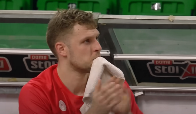 S. Vezenkovas grįžta į „Olympiacos“ rikiuotę