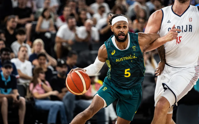 P. Millsas pirmą kartą rungtyniaus Europoje