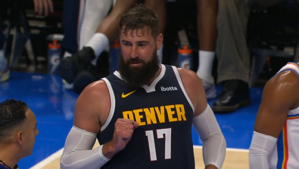 J. Valančiūnas svariai prisidėjo prie „Nuggets“ pergalės prieš „Rockets“