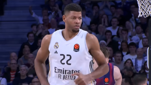 „Dubai“, „Anadolu Efes“, „Real“ ir „Paris“ iškovojo pergales Eurolygoje