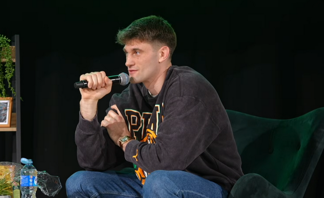 Nuo tautinių šokių iki kalbos žinių: kaip D. Sleva laikė lietuviškumo testą (VIDEO)