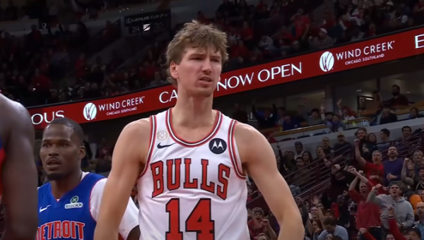 M. Buzelis ir „Bulls“ patyrė pralaimėjimą („Heat“ nutraukė pralaimėjimų seriją)